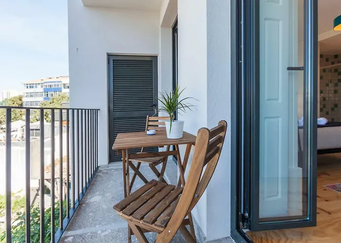 Sunny Home