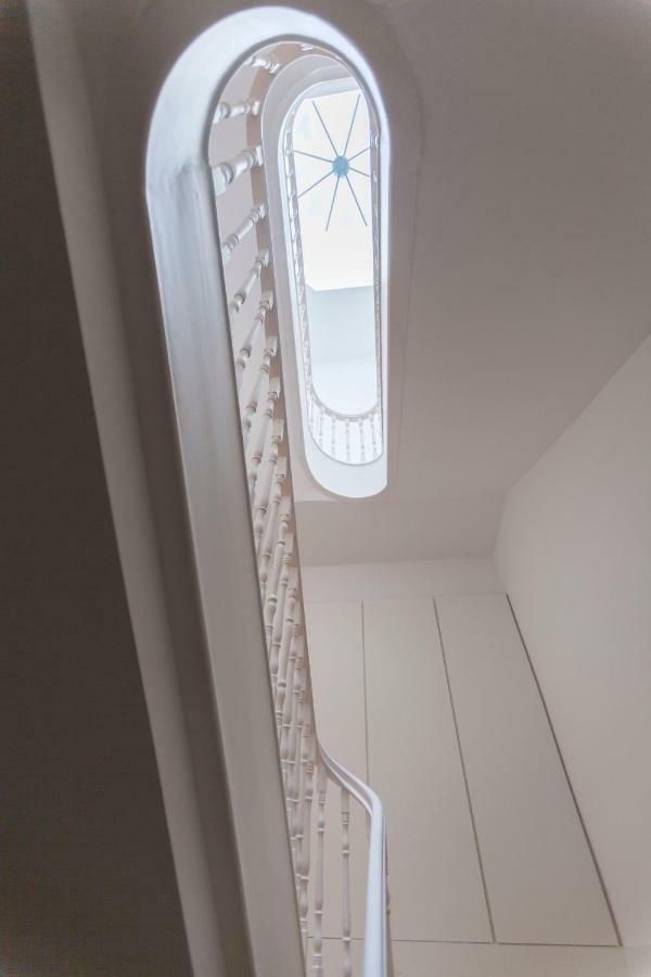 Sunny Apartment *